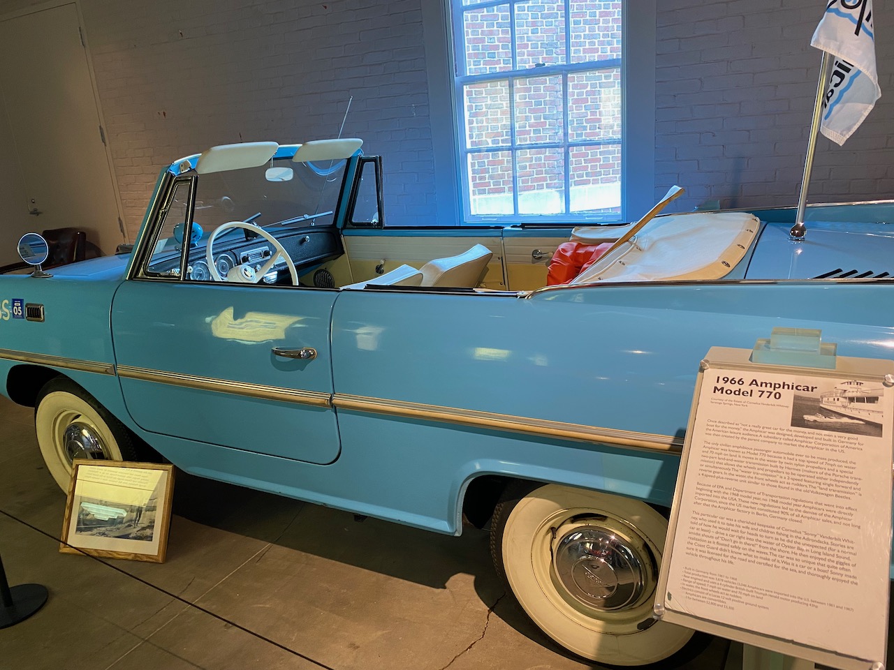 saratoga spa - 1966 amphicar