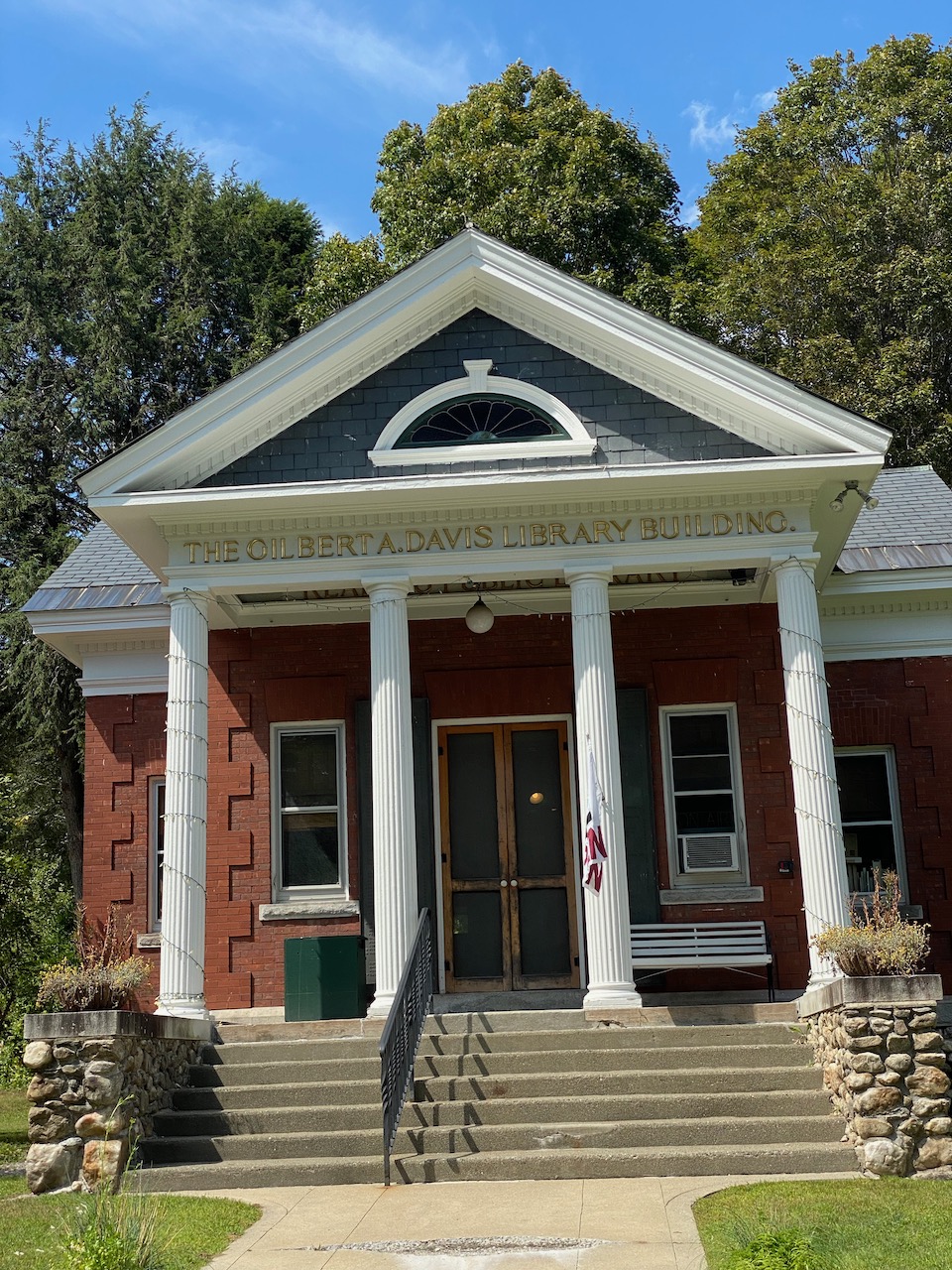 vt251-reading-public-libary-02